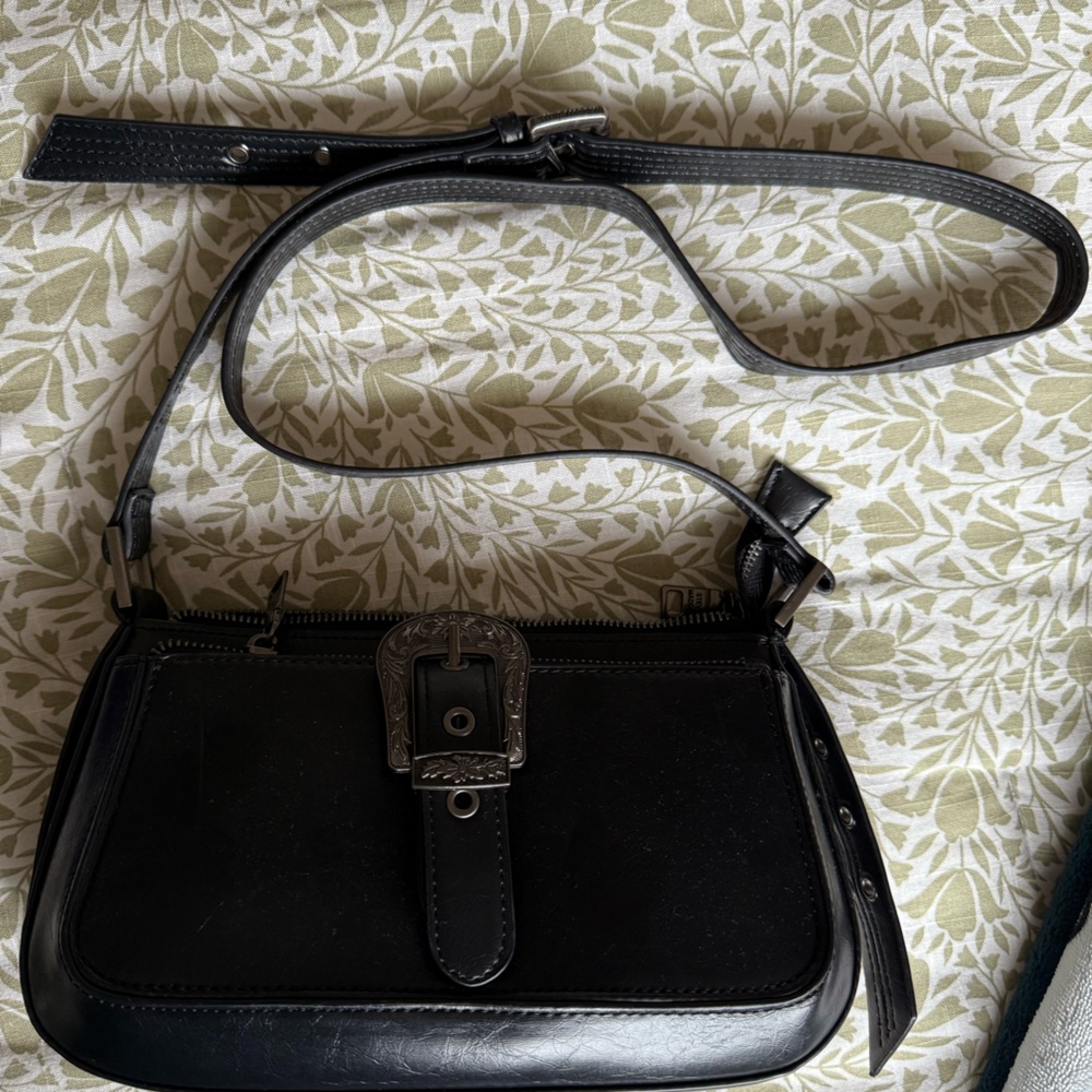 Black Leather Shoulder Bag